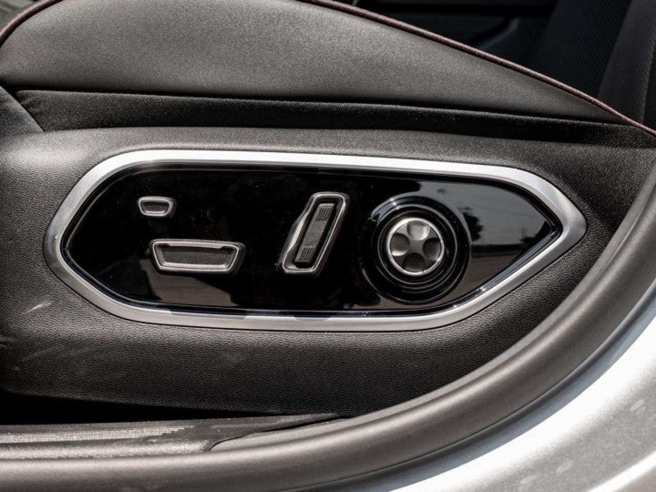 2025 Jeep Wagoneer S Premium Photo