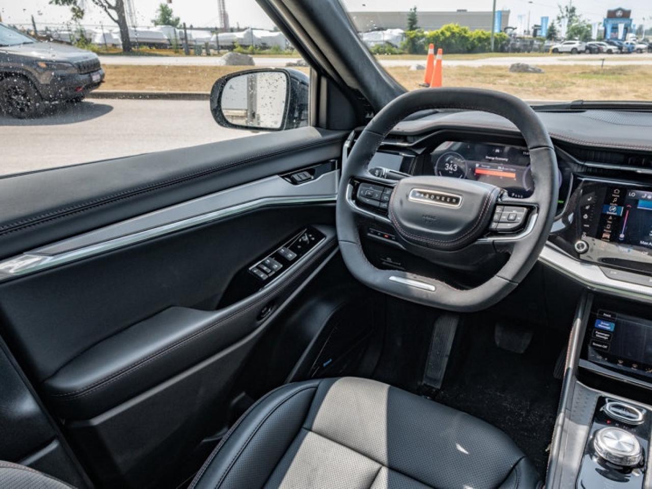 2025 Jeep Wagoneer S Premium Photo