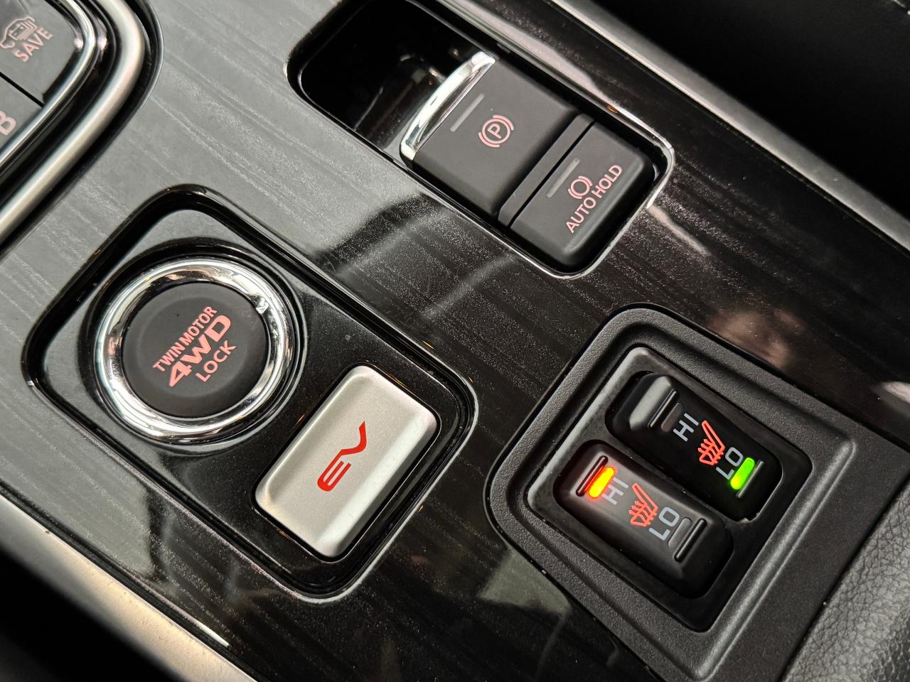 2018 Mitsubishi Outlander PHEV PHEV SE Touring PLUG IN Hybird AWD+CLEAN CARFAX - Photo #39