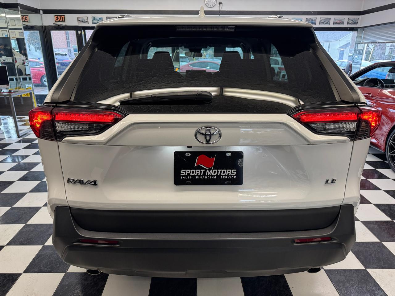 2020 Toyota RAV4 LE+Adaptive Cruise+Camera+CLEAN CARFAX - Photo #6