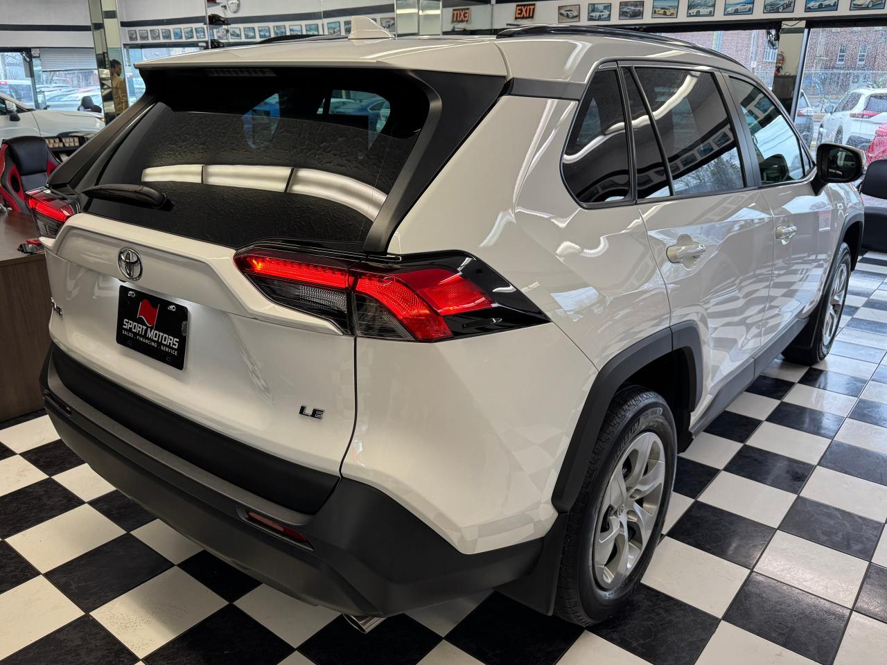 2020 Toyota RAV4 LE+Adaptive Cruise+Camera+CLEAN CARFAX - Photo #7