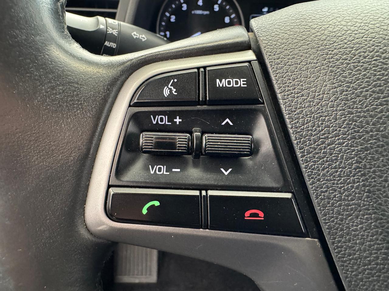 2018 Hyundai Elantra GL+New Tire+Brakes+Camera+ApplePlay+CLEAN CARFAX Photo