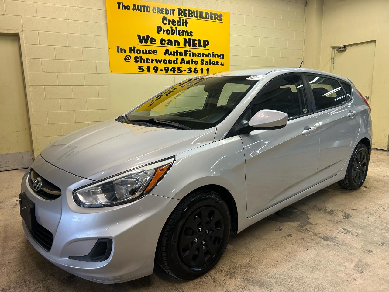 2015 Hyundai Accent GL - Photo #3