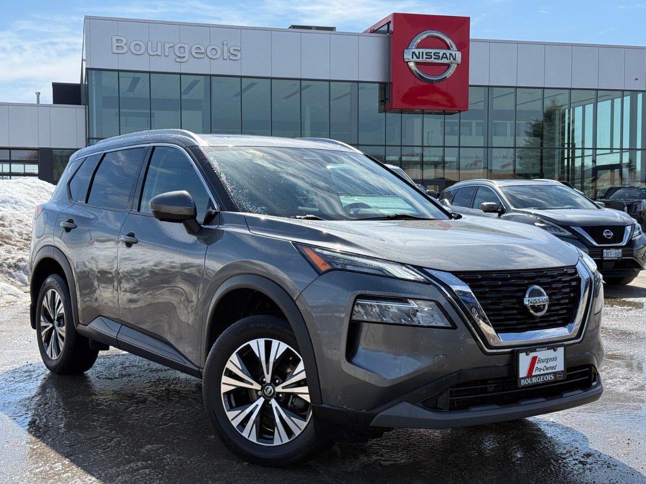 Used 2021 Nissan Rogue FWD SV for sale in Midland, ON