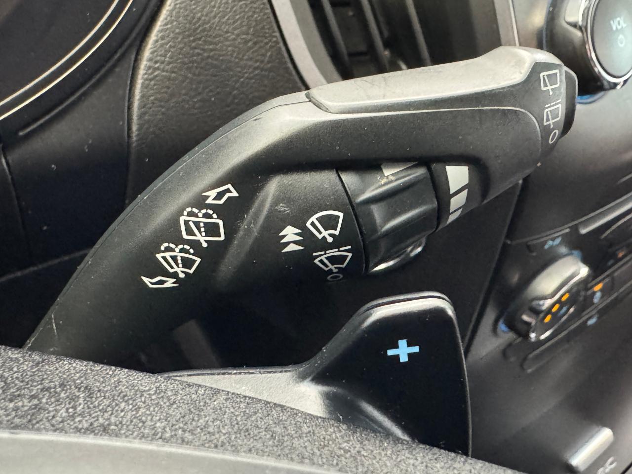 2017 Ford Edge SE+Camera+Bluetooth+A/C+ACCIDENT FREE - Photo #26