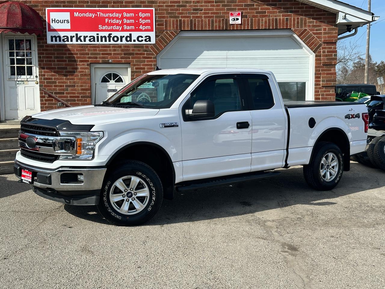 <p>Super-Clean LOW LOW KM Ford F-150 from Brockville, ON! This XLT SuperCab 4x4 model looks great in its White Paint and factory alloy wheels with nice options inside and out! The exterior features keyless entry, keycode entry, automatic headlights, foglights, front tow hooks, a trailer hitch, under-bed step assist, black step sides, tinted privacy glass, window coverings, front bug/rock deflector, spray-in bedliner, a hard folding tonneau cover, chromed bumpers, a set of gorgeous factory alloy wheels, a powerful 3.3L V6 and Automatic transmission driving the 4x4 system! The interior is clean and comfortable with cloth seating for 6 through its fold-up centre console, front lumbar adjustment, power door locks, windows and mirrors, steering wheel audio and cruise controls, an easy-to-read and use gauge cluster, electronic 4x4 selection knob, a large central touch screen AM/FM/XM Satellite Radio with Bluetooth, Android Auto, WiFi Settings, and Backup Camera, A/C climate control with front window defrost settings, USB/12V accessory ports and more!</p><p> </p><p>Carfax Claims Free, Clean and Tidy LOW LOW KM F-150 ready for you!</p><p> </p><p>Call (905) 623-2906</p><p> </p><p>Text Ryan: (905) 429-9680 or email: ryan@markrainford.ca</p><p> </p><p>Text Mark: (905) 431-0966 or email: mark@markrainford.ca</p>