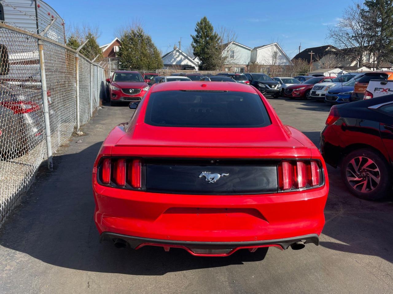 2016 Ford Mustang EcoBoost Premium *HEATED VENTILATED SEATS, NAV* - Photo #6