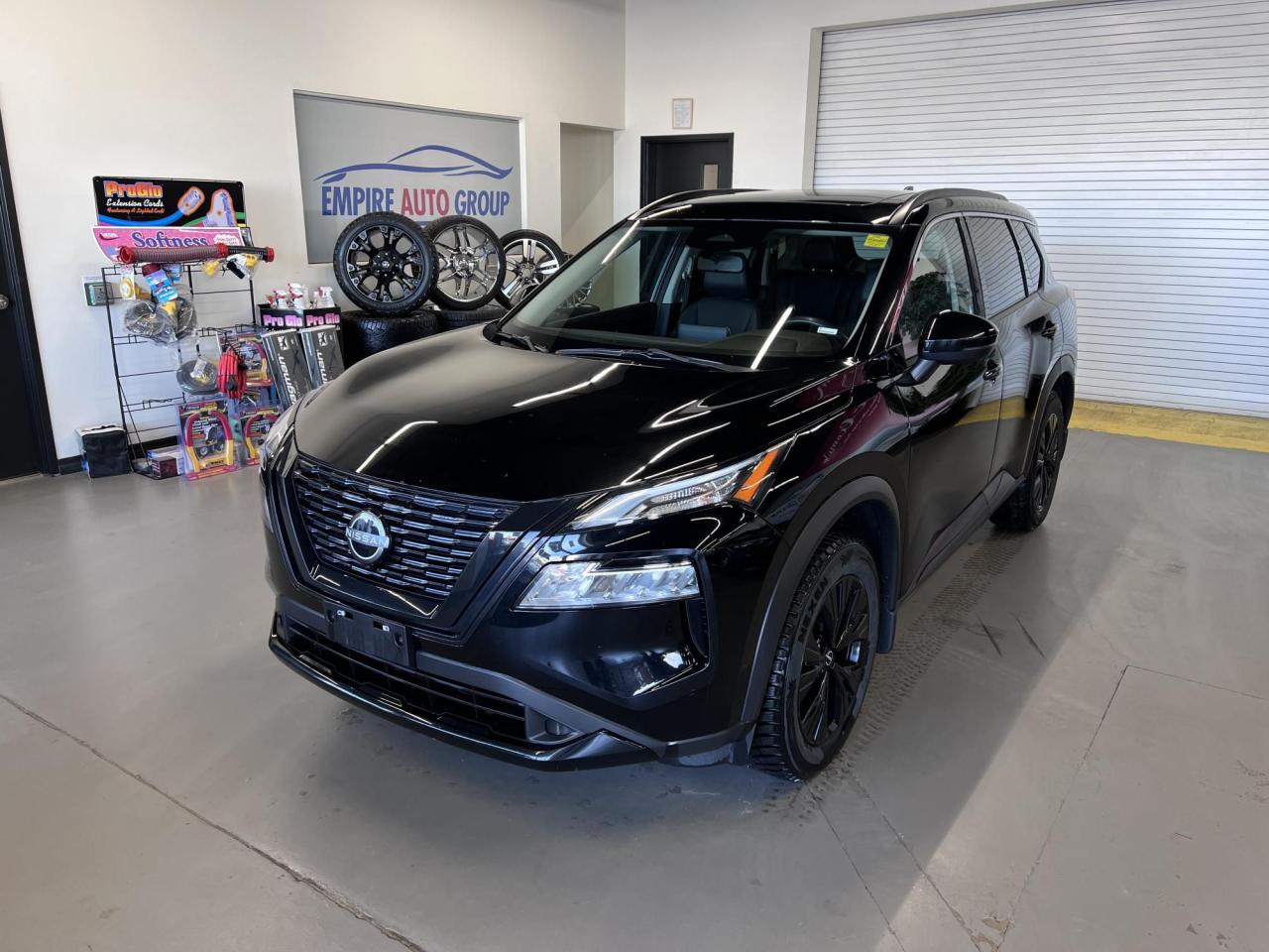 Used 2023 Nissan Rogue SV for sale in London, ON