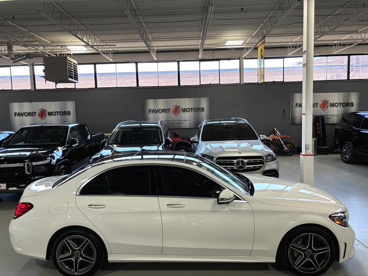 2019 Mercedes-Benz C-Class C300|4MATIC|AMGPKG|NAV|AMBIENT|360CAM|LEATHER|LED| - Photo #4