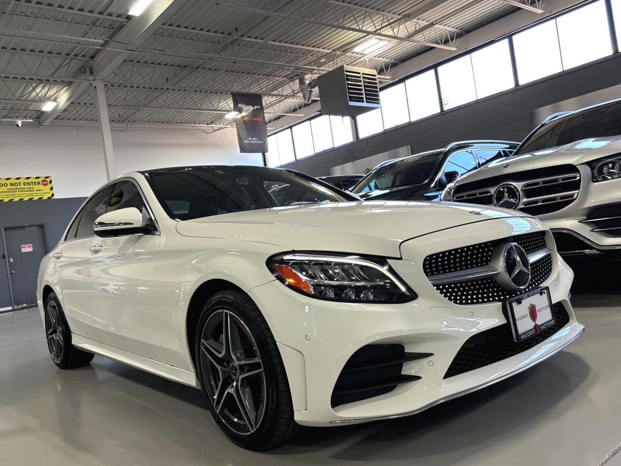 2019 Mercedes-Benz C-Class C300|4MATIC|AMGPKG|NAV|AMBIENT|360CAM|LEATHER|LED| - Photo #2
