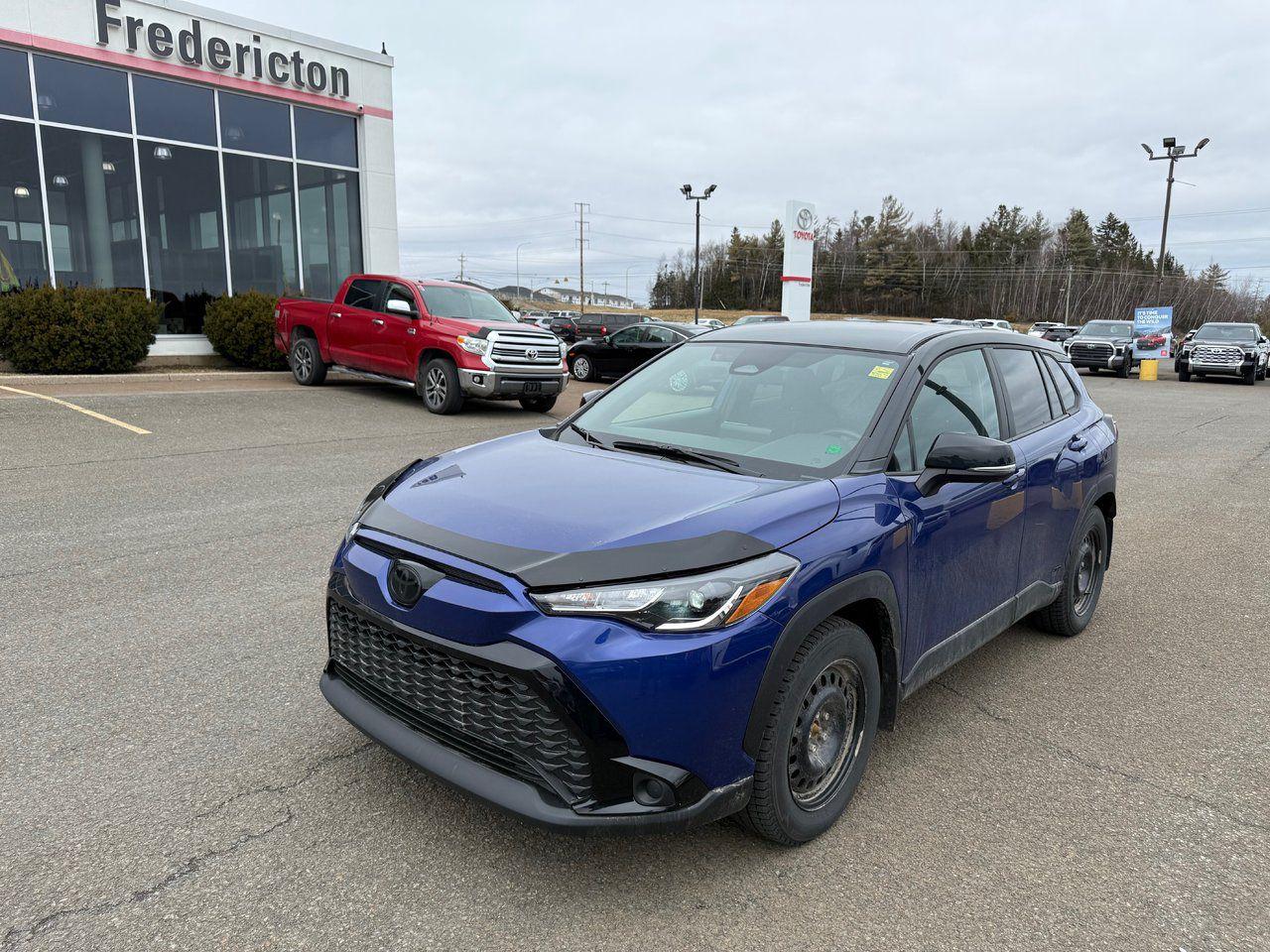 Used 2024 Toyota Corolla Cross HYBRID SE for sale in Fredericton, NB