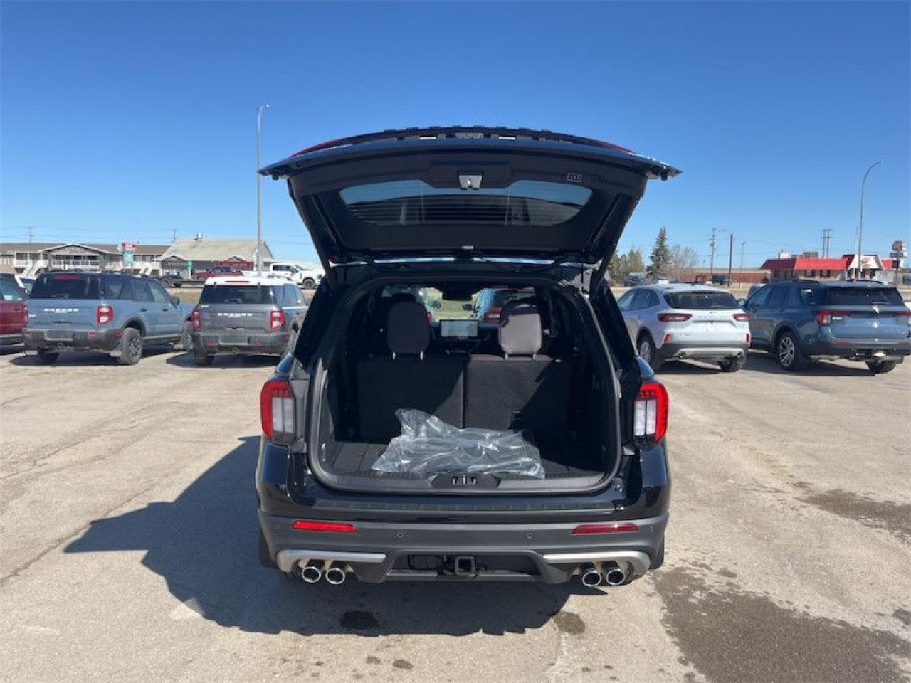 2025 Ford Explorer Platinum  - Leather Package Photo5