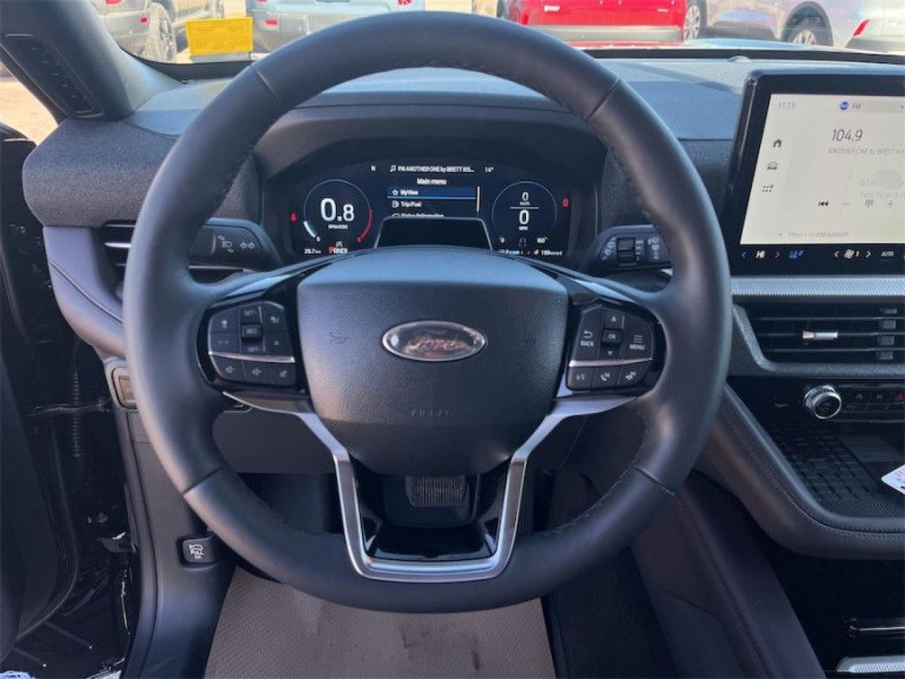 2025 Ford Explorer Platinum  - Leather Package Photo5