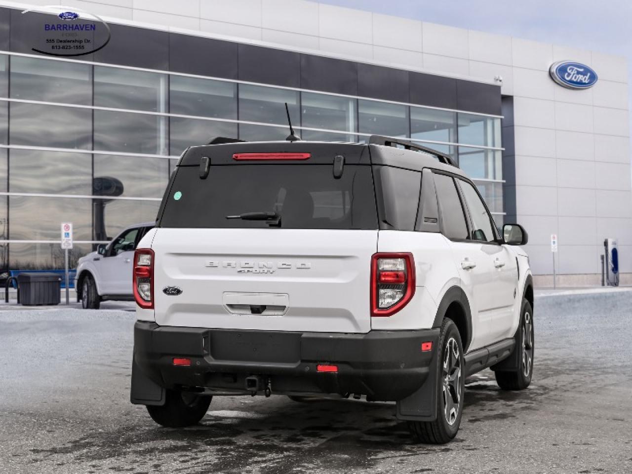 2024 Ford Bronco Sport Outer Banks Photo2