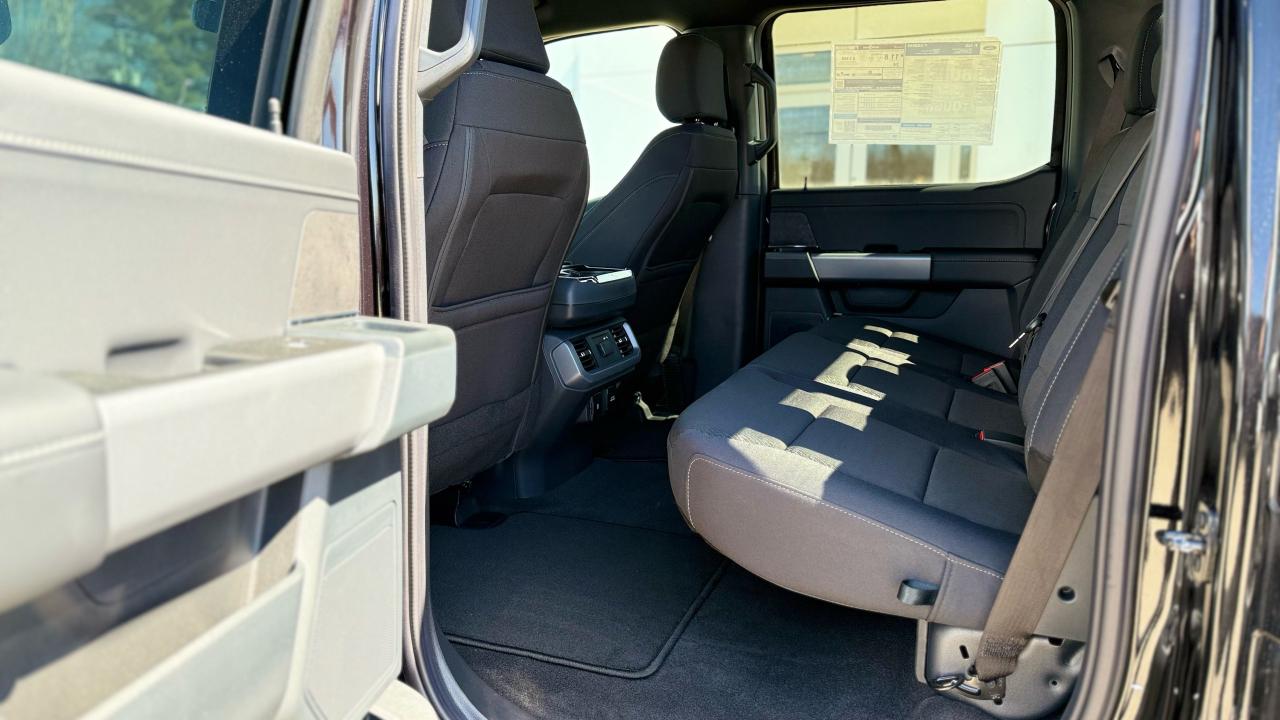 2025 Ford F-150 XLT Photo5