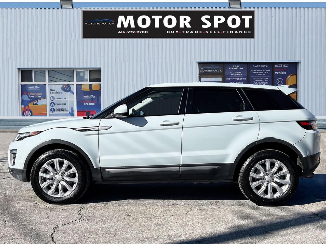 2017 Land Rover Evoque SE - Photo #3