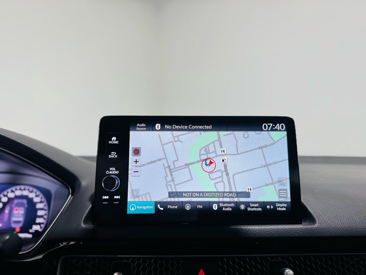 2022 Honda Civic Touring Sedan CVT - Photo #12