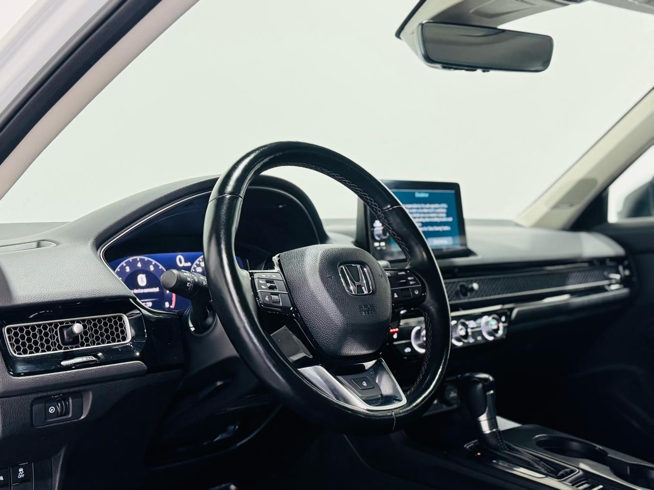 2022 Honda Civic Touring Sedan CVT - Photo #8