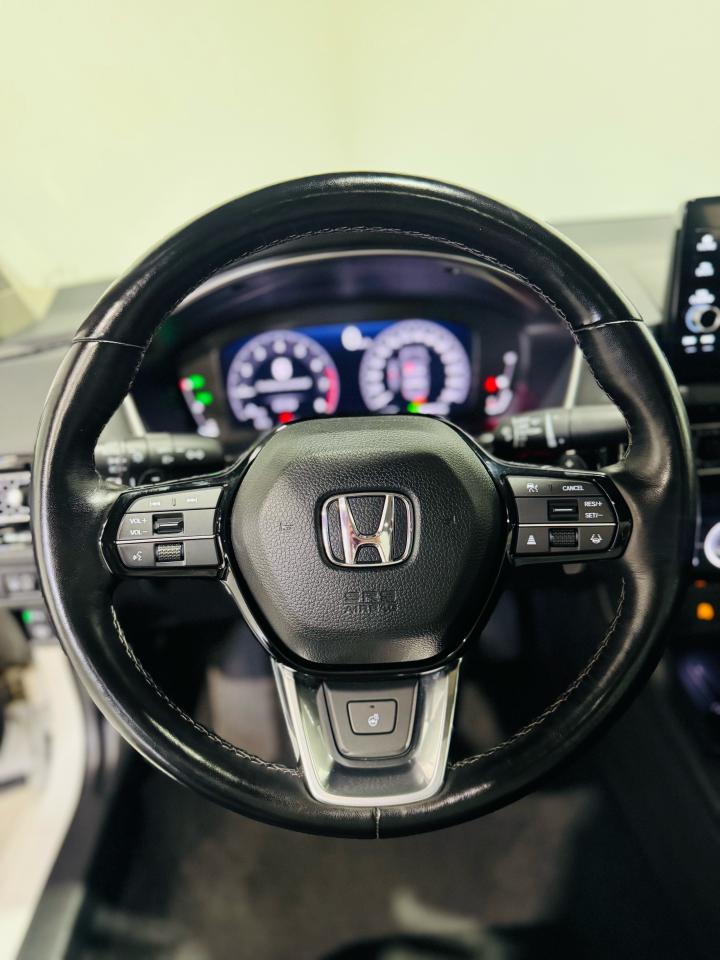 2022 Honda Civic Touring Sedan CVT - Photo #10