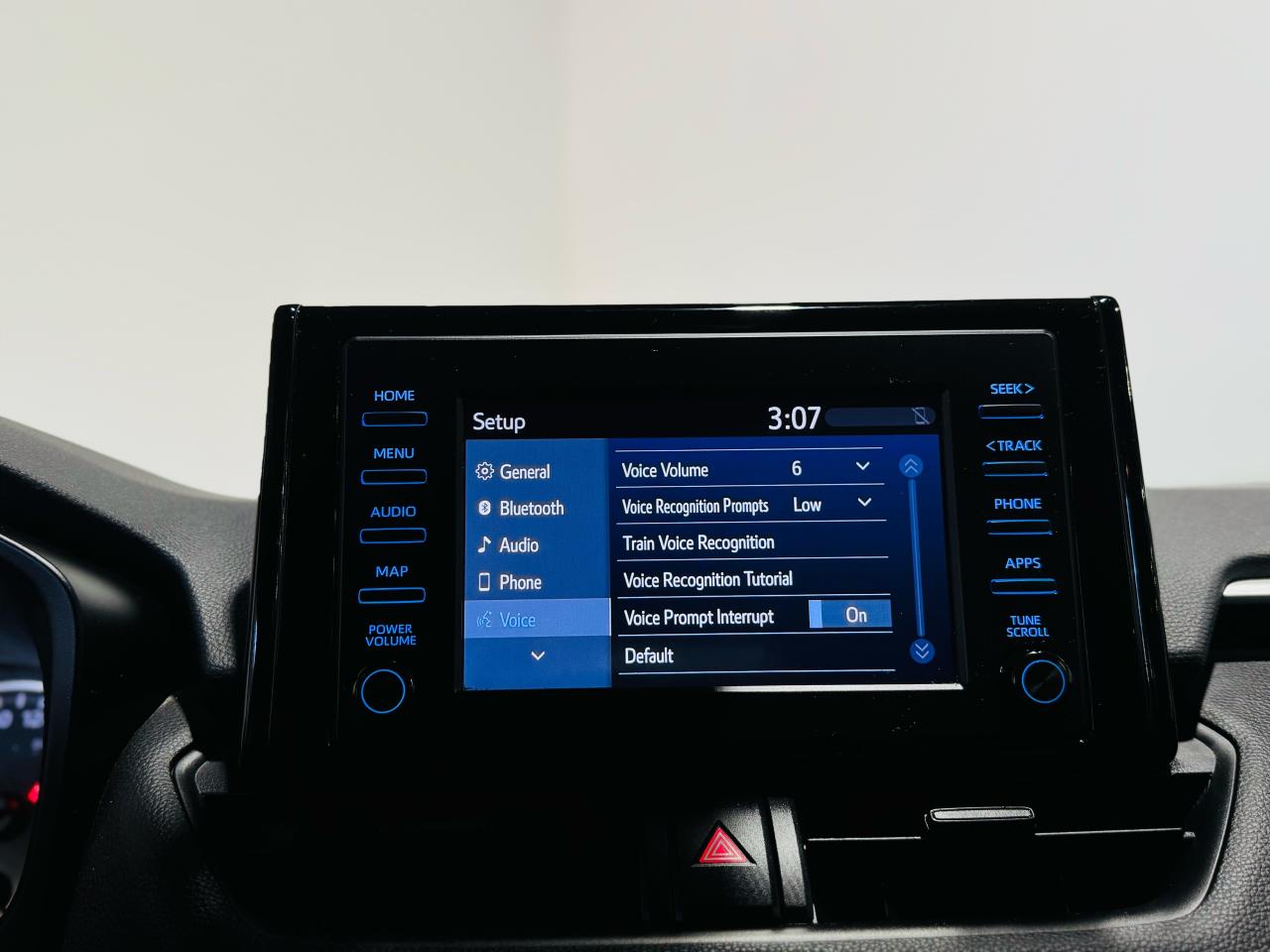 2021 Toyota RAV4 LE - Photo #17