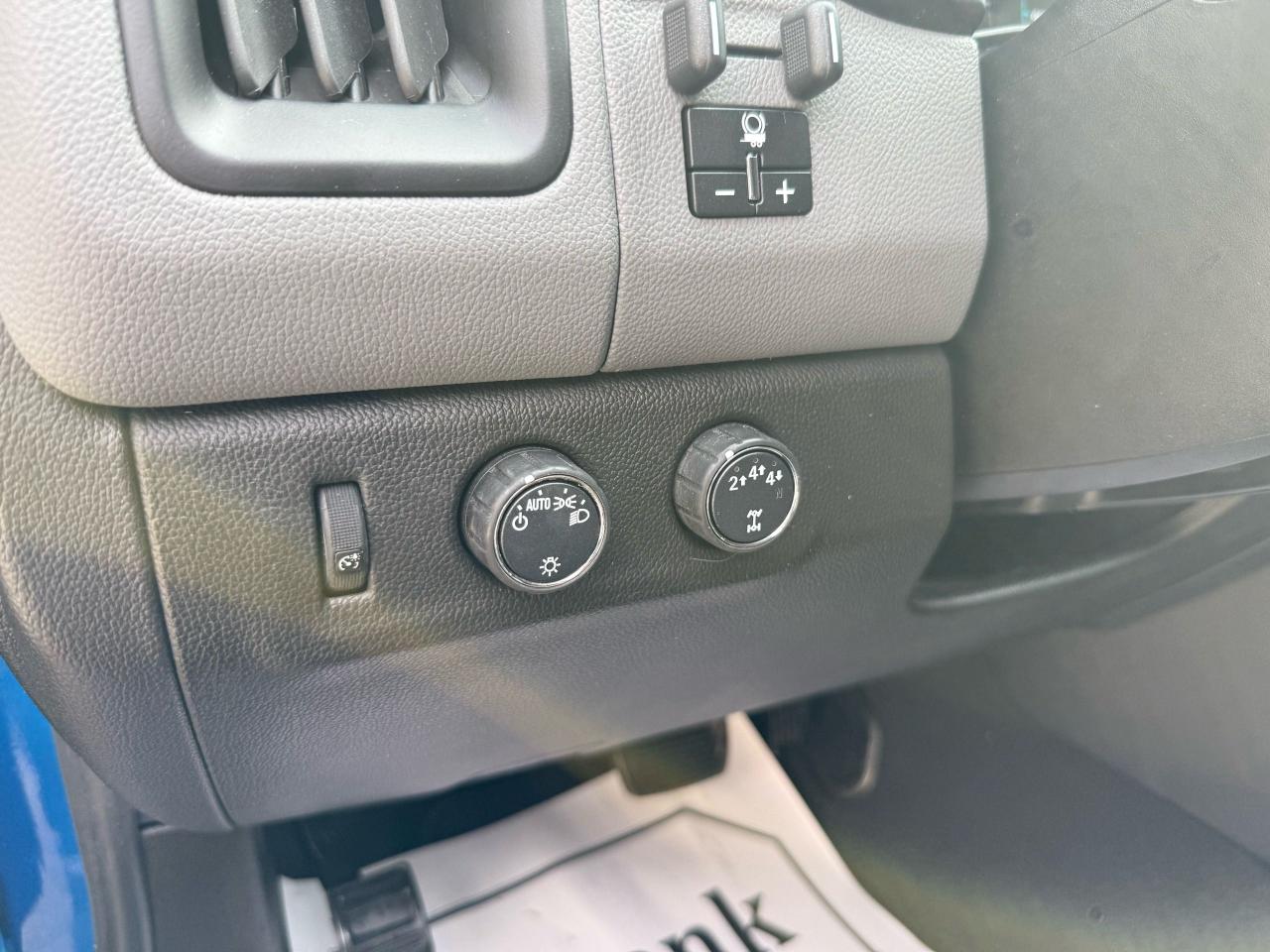 2022 Chevrolet Colorado 4WD Work Truck - Photo #5