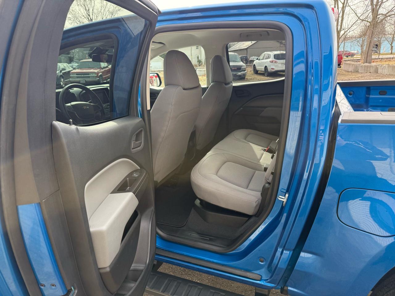 2022 Chevrolet Colorado 4WD Work Truck - Photo #8