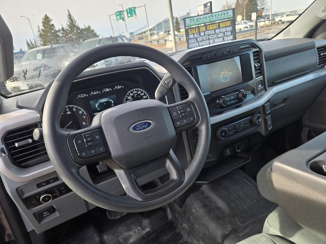 2023 Ford F-150 XLT - Photo #8