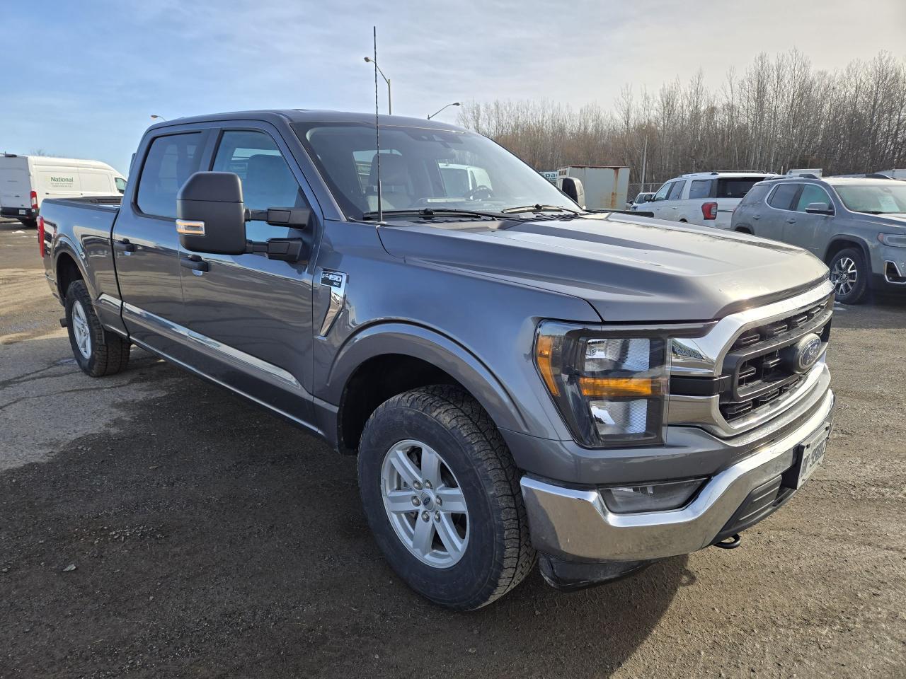 2023 Ford F-150 XLT - Photo #3