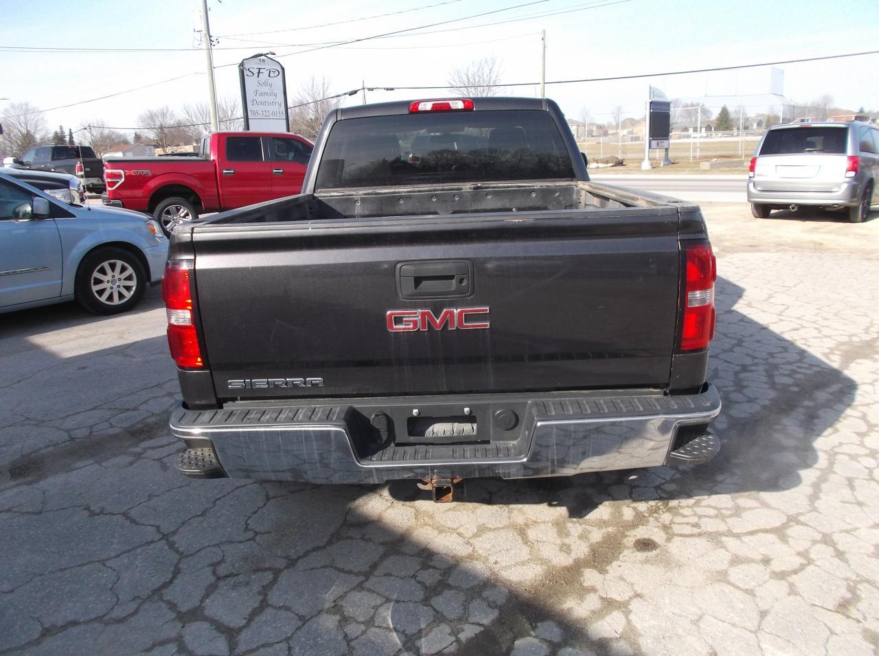 2014 GMC K1500 4X4  4 DOOR  SIERRA Photo3