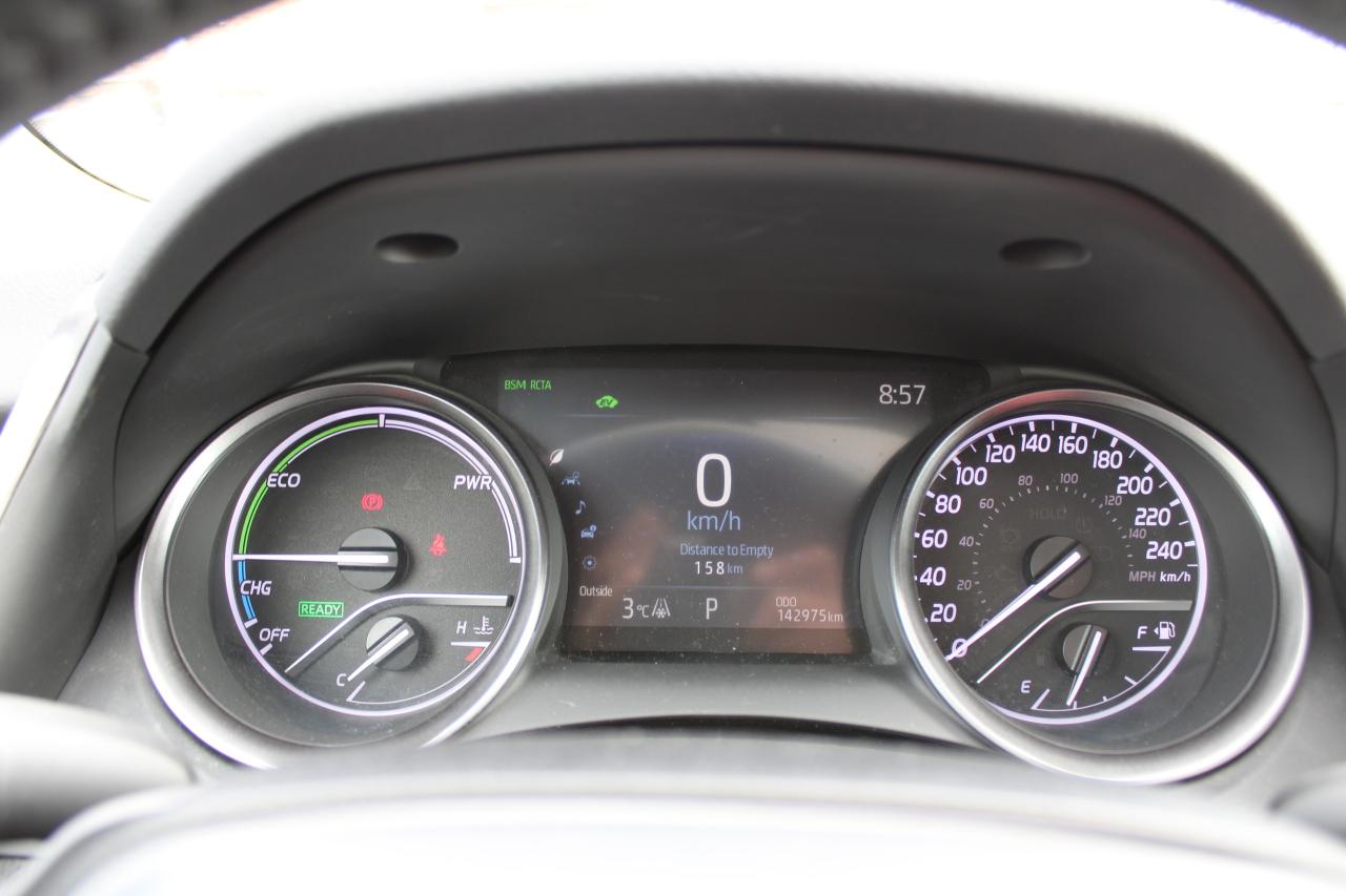 2022 Toyota Camry Hybrid XSE Auto - Photo #17