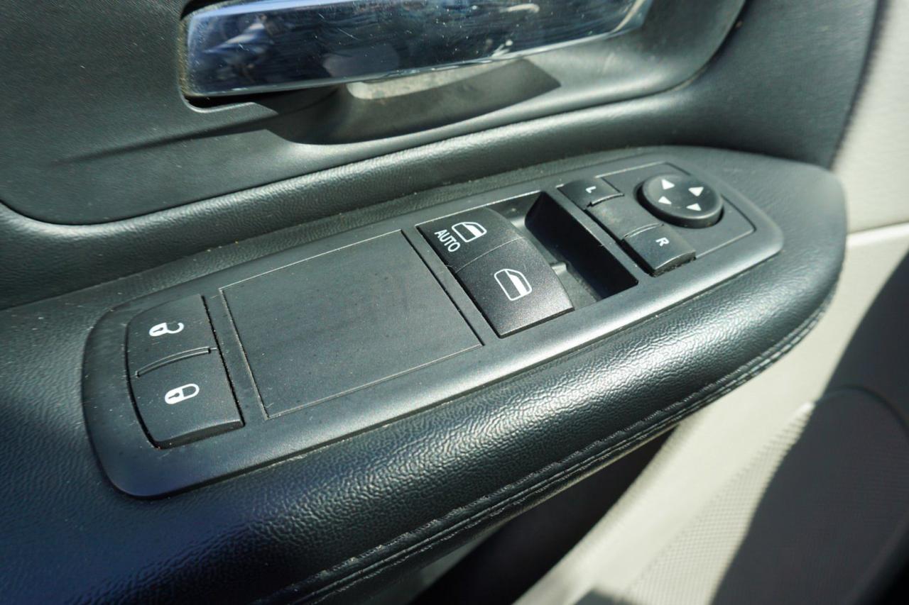 2017 Dodge Grand Caravan CVP CERTIFIED *DODGE MAINTAIN* CRUISE CONTROL - Photo #25