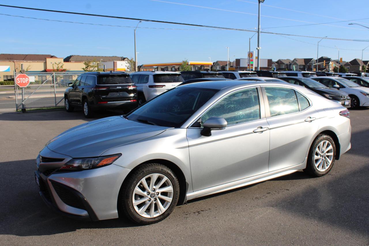2022 Toyota Camry SE - Photo #7