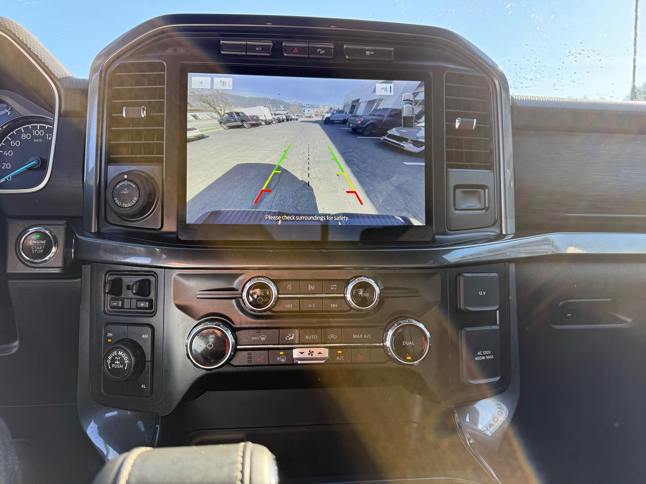 2022 Ford F-150 XLT Photo5