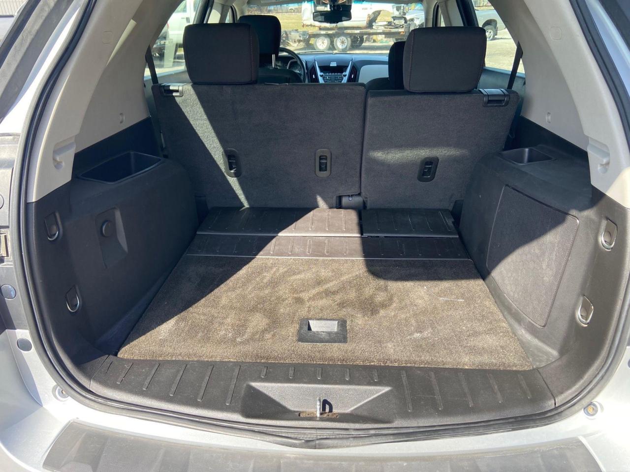 2011 Chevrolet Equinox LS - Photo #10