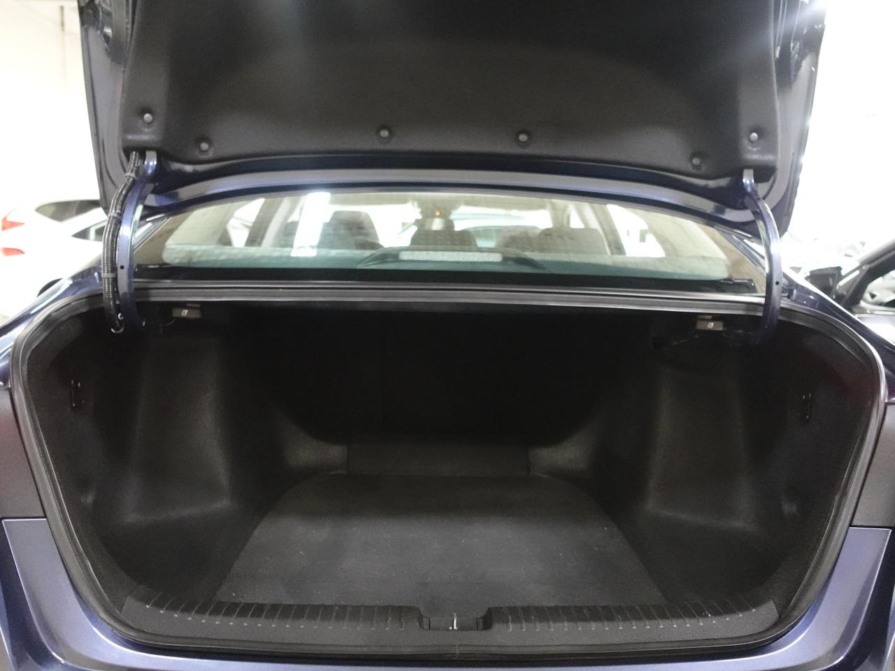 2023 Honda Accord EX | Sunroof | ACC | BSM | Heated Seats | CarPlay Photo