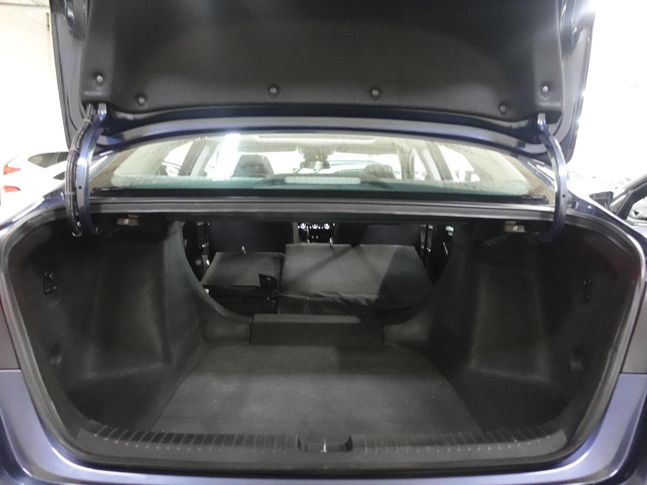 2023 Honda Accord EX | Sunroof | ACC | BSM | Heated Seats | CarPlay Photo