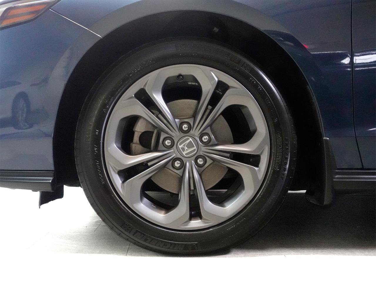 2023 Honda Accord EX | Sunroof | ACC | BSM | Heated Seats | CarPlay Photo