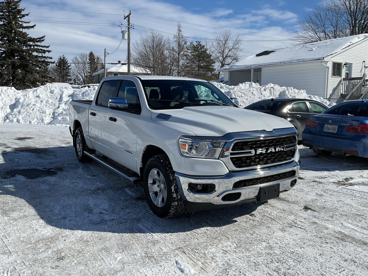 Used 2023 RAM 1500 Big Horn 5.7L BIG HORN!!!! BACKUP CAM. A/C. CRUISE. PWR GROUP. KEYLESS ENTRY. GREAT FOR THE BIG JOBS IN LIFE! for sale in North Bay, ON