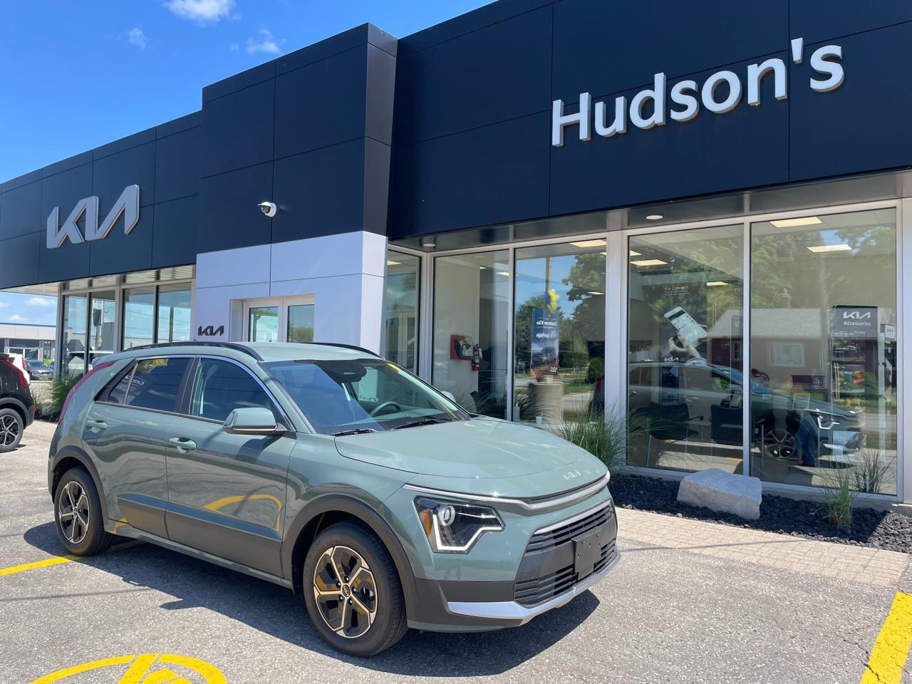 New 2025 Kia NIRO PLUG-IN Hybrid EX for sale in Listowel, ON