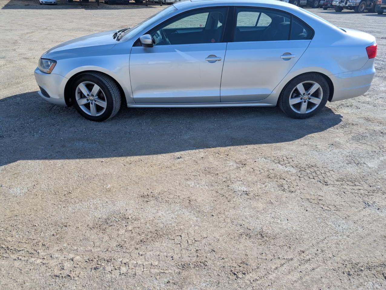 2014 Volkswagen Jetta 4dr 1.8 TSI Auto - Photo #3