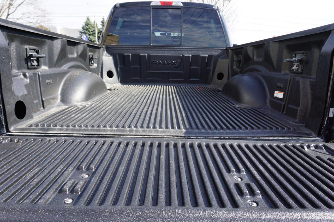 2017 Ford F-250 SD 6.2L V8 XLT-SUPER DUTY CREW 4WD CERTIFIED *ACCIDENT FREE* CAMERA CRUISE ALLOYS - Photo #31
