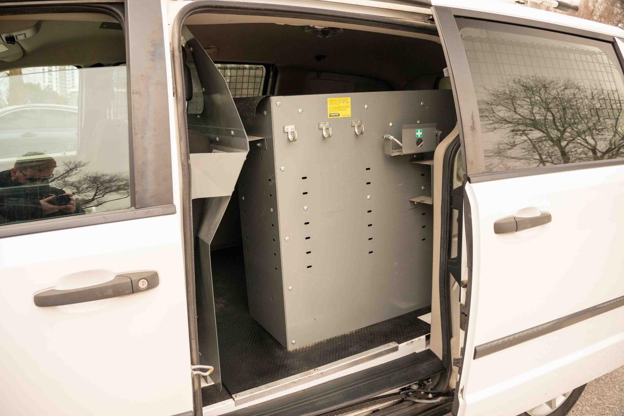 2015 RAM TRADESMAN Cargo Van - Photo #30