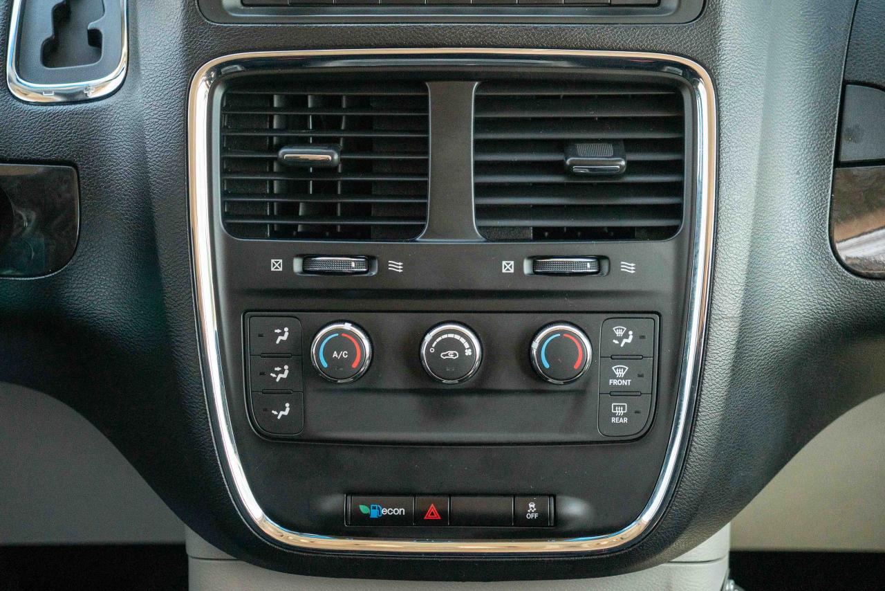 2012 Dodge Grand Caravan SE - Photo #27