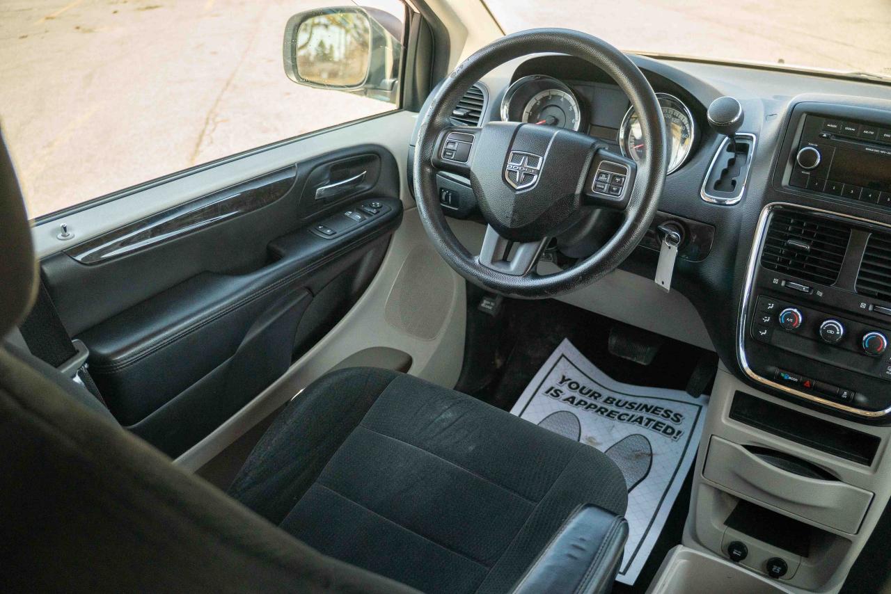 2012 Dodge Grand Caravan SE - Photo #29