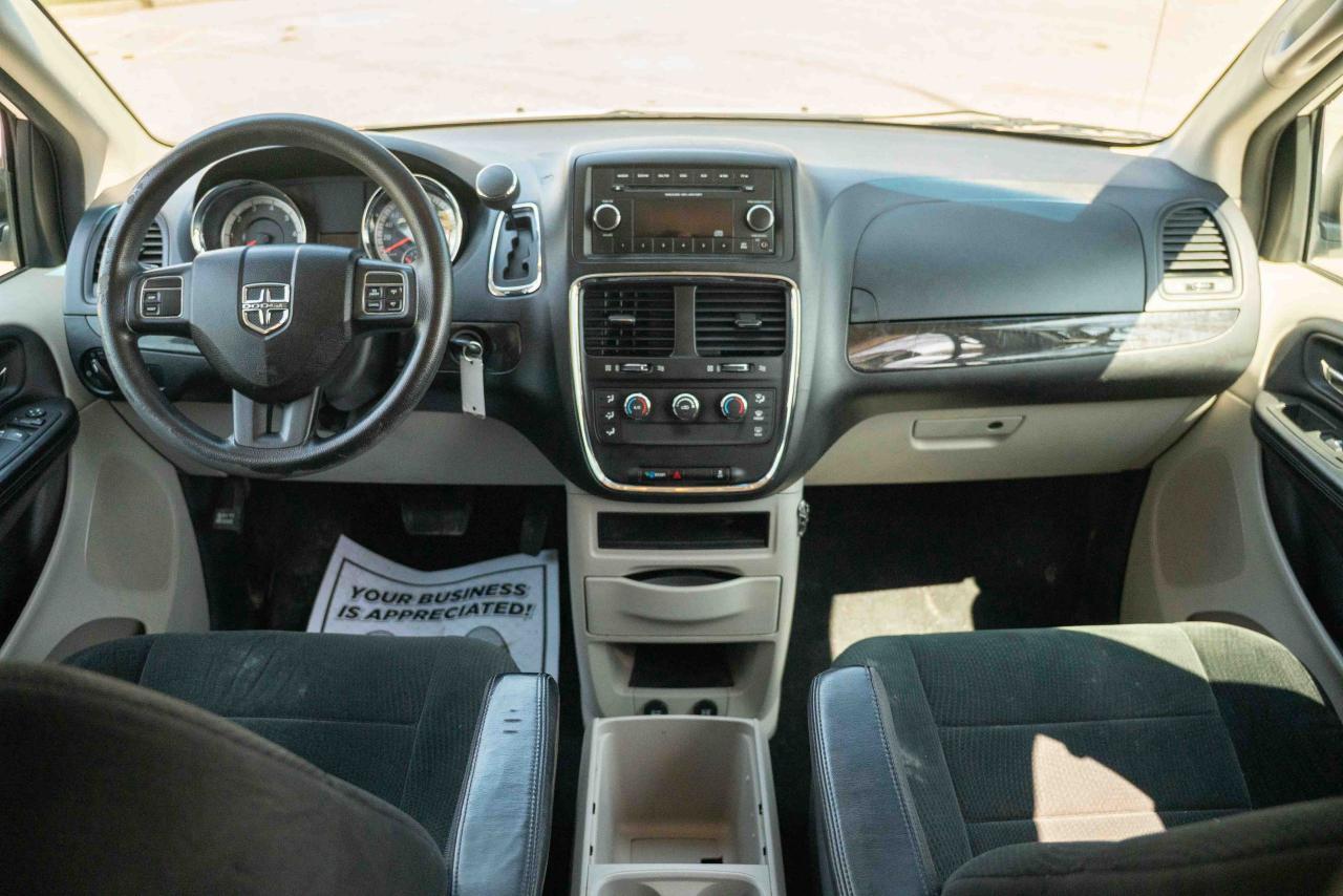 2012 Dodge Grand Caravan SE - Photo #30