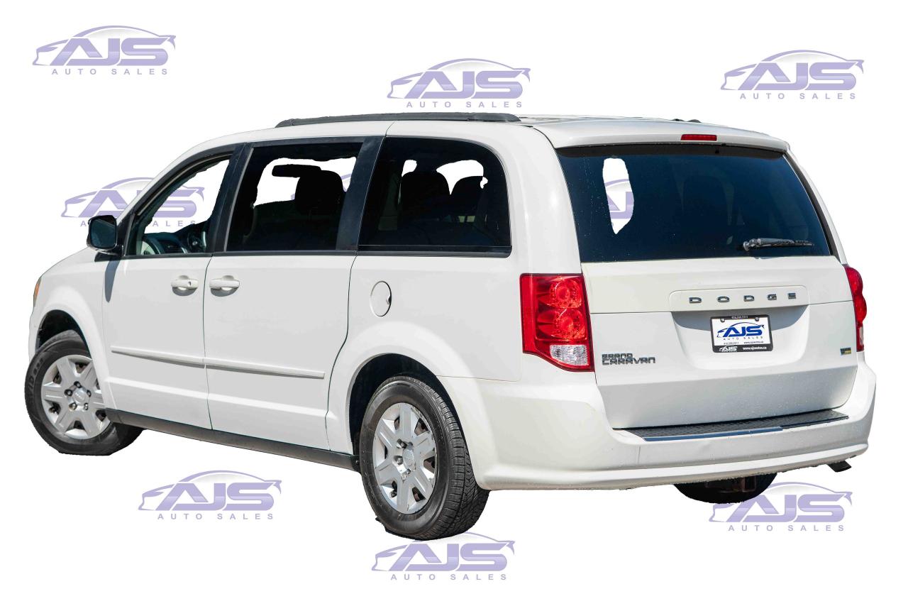 2012 Dodge Grand Caravan SE - Photo #4