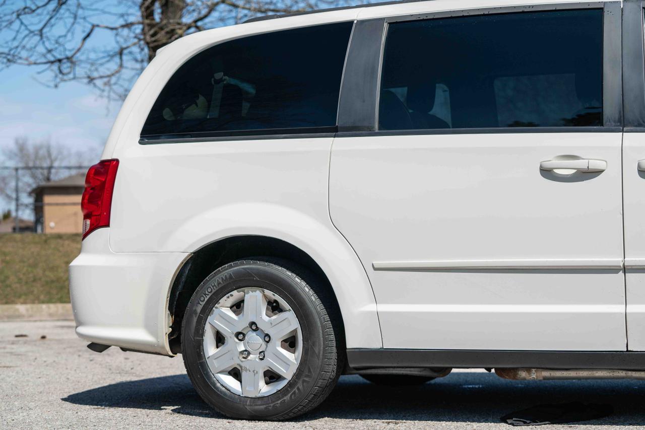 2012 Dodge Grand Caravan SE - Photo #8