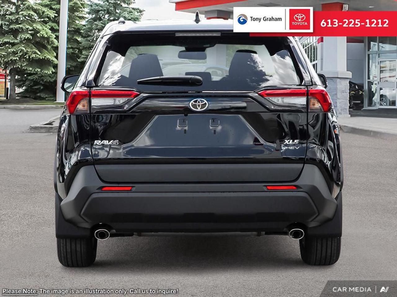 2025 Toyota RAV4 Hybrid XLE Photo4
