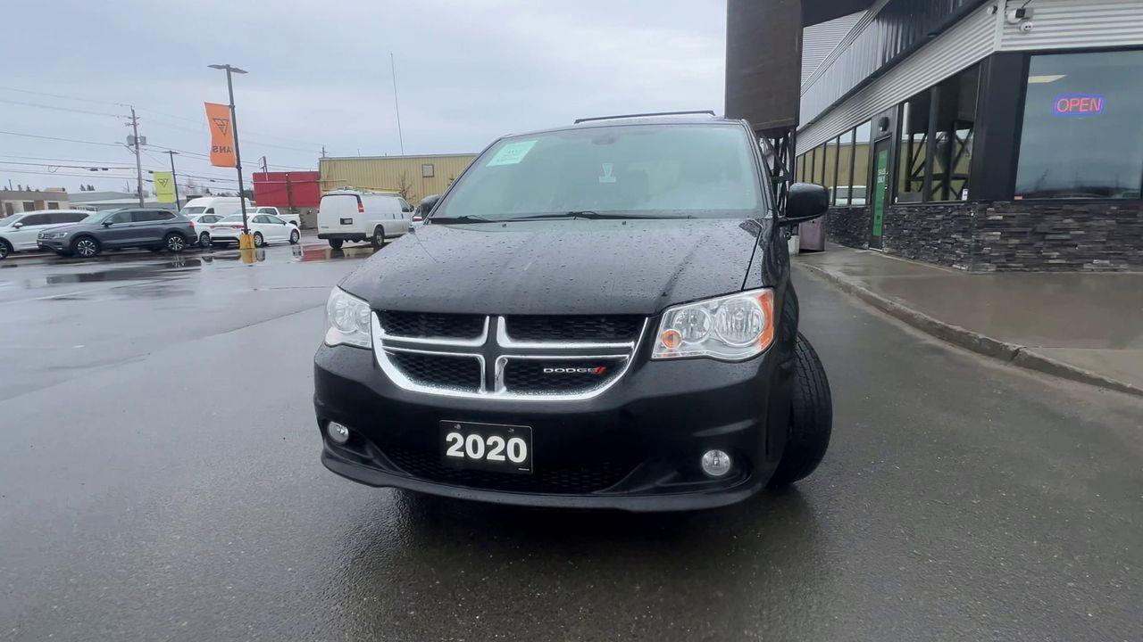 2020 Dodge Grand Caravan Premium Plus 3RD ROW 7 PASSENGER, LEATHER SEATS, BACK UP CAM, SIRIUS XM, ROOF RACK!!! Photo2