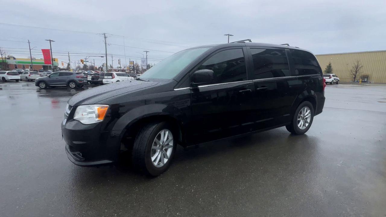 2020 Dodge Grand Caravan Premium Plus 3RD ROW 7 PASSENGER, LEATHER SEATS, BACK UP CAM, SIRIUS XM, ROOF RACK!!! Photo3